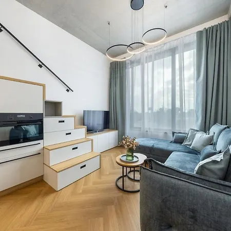 Apartment Designer Loft Retreat In Center